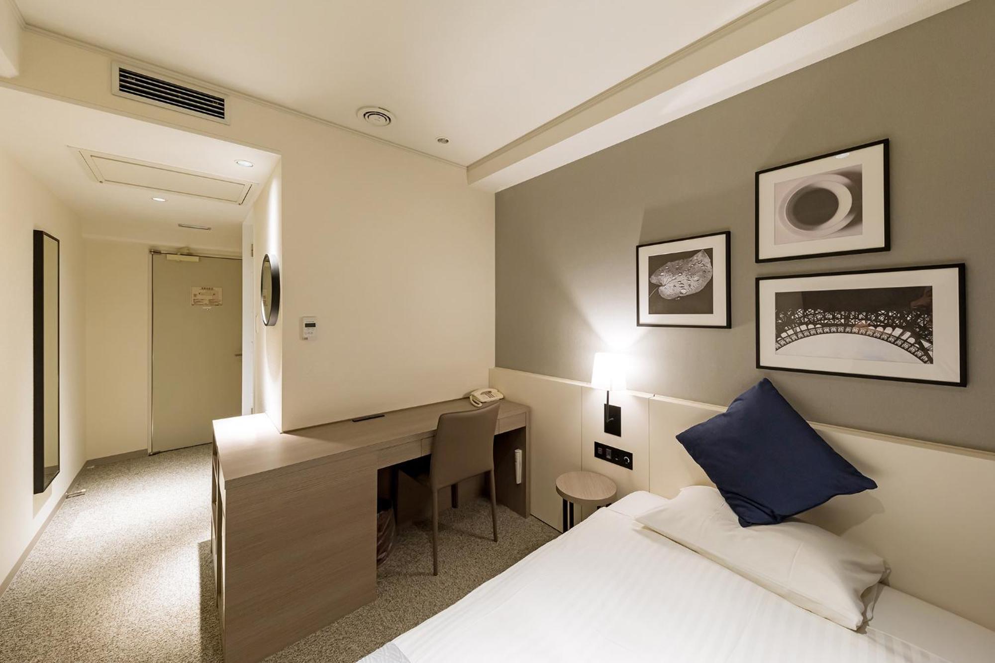 Akasaka Yoko Hotel — Foto’s 1